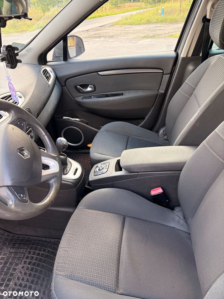 Renault Scenic - 13