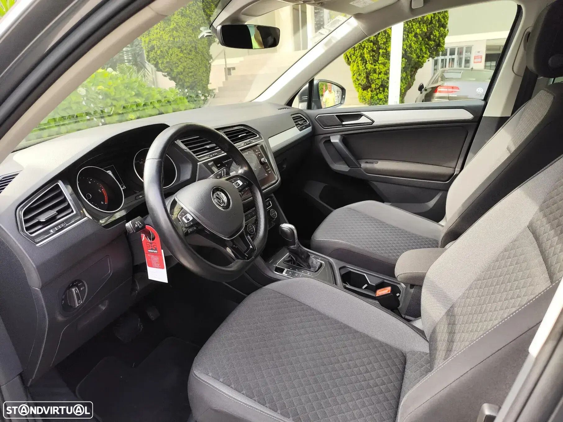 VW Tiguan - 4