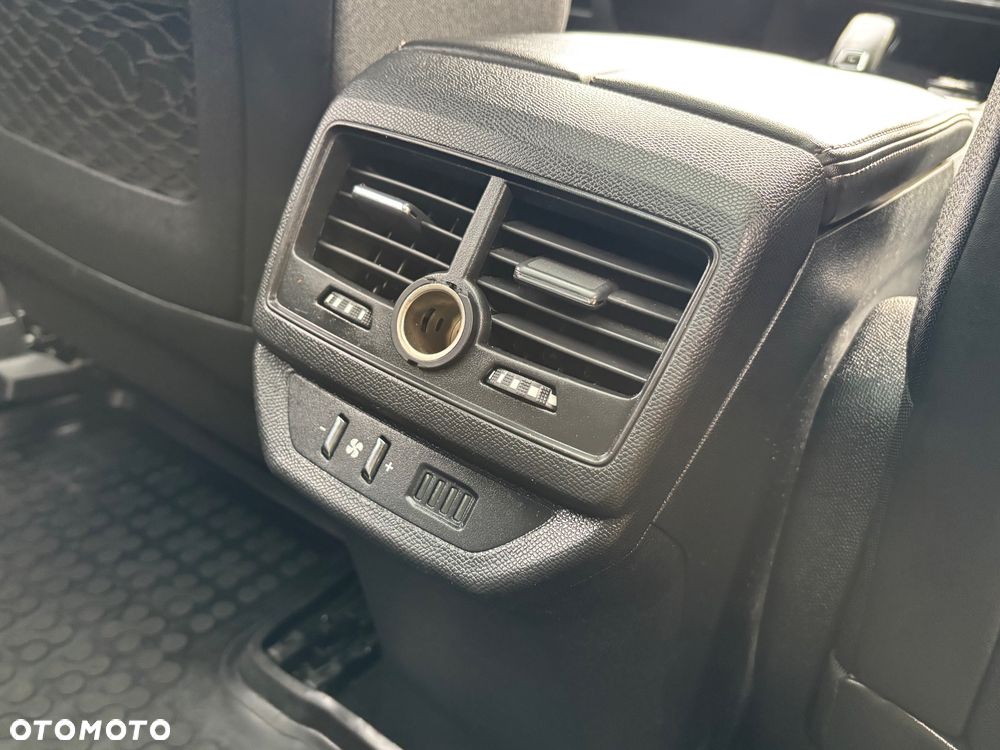 Peugeot 5008 1.5 BlueHDi Allure S&S EAT8 - 22