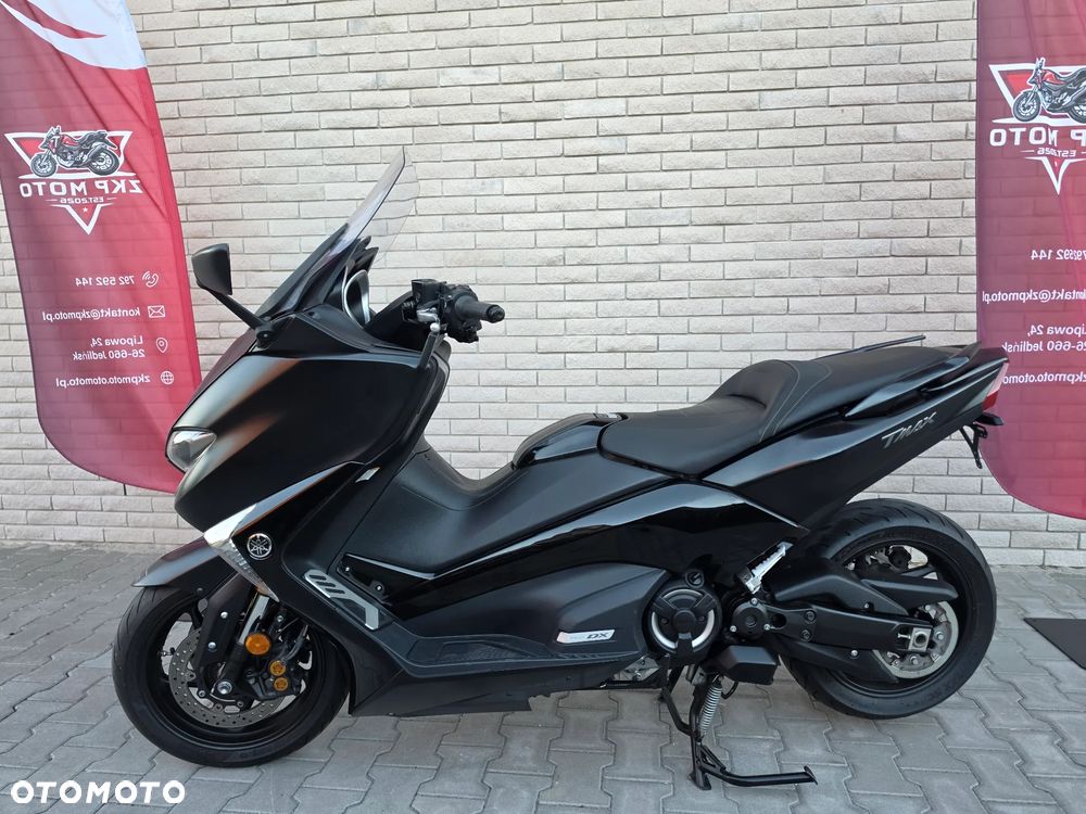 Yamaha Tmax - 12
