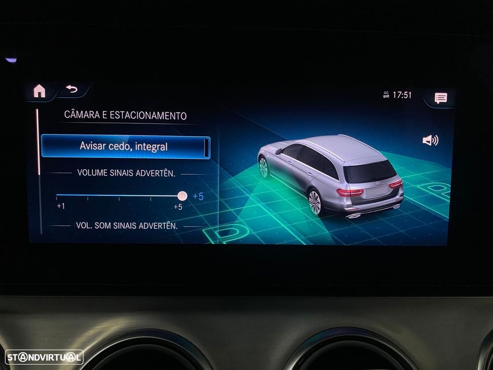 Mercedes-Benz E 300 de Exclusive Line 4Matic - 31