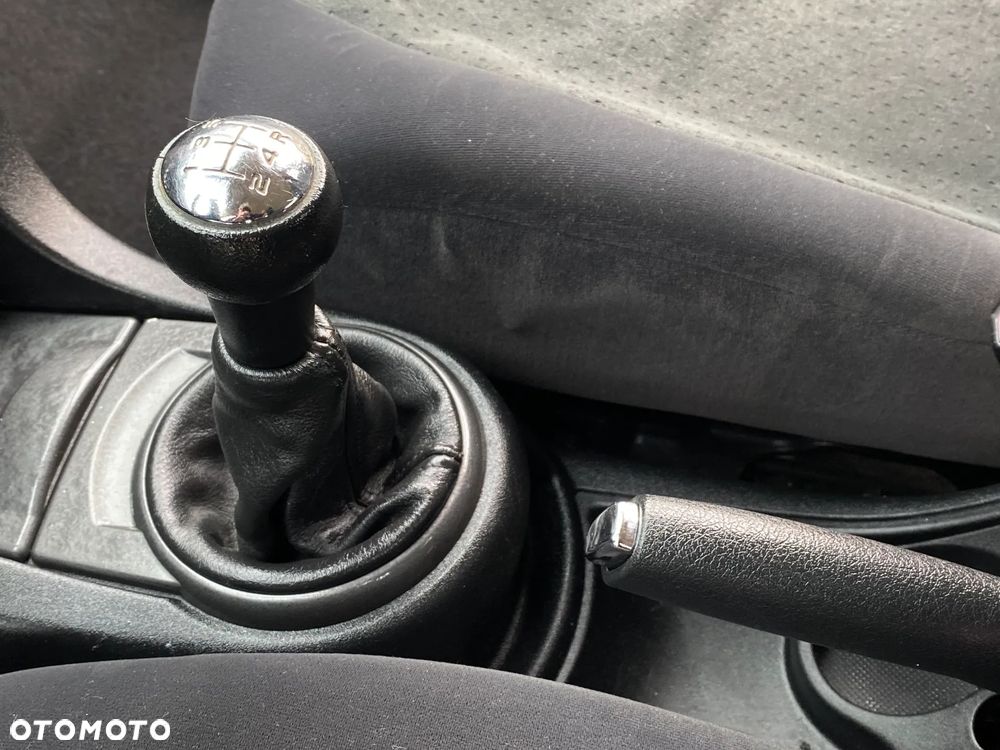 Citroën C4 1.6 16V Exclusive - 29