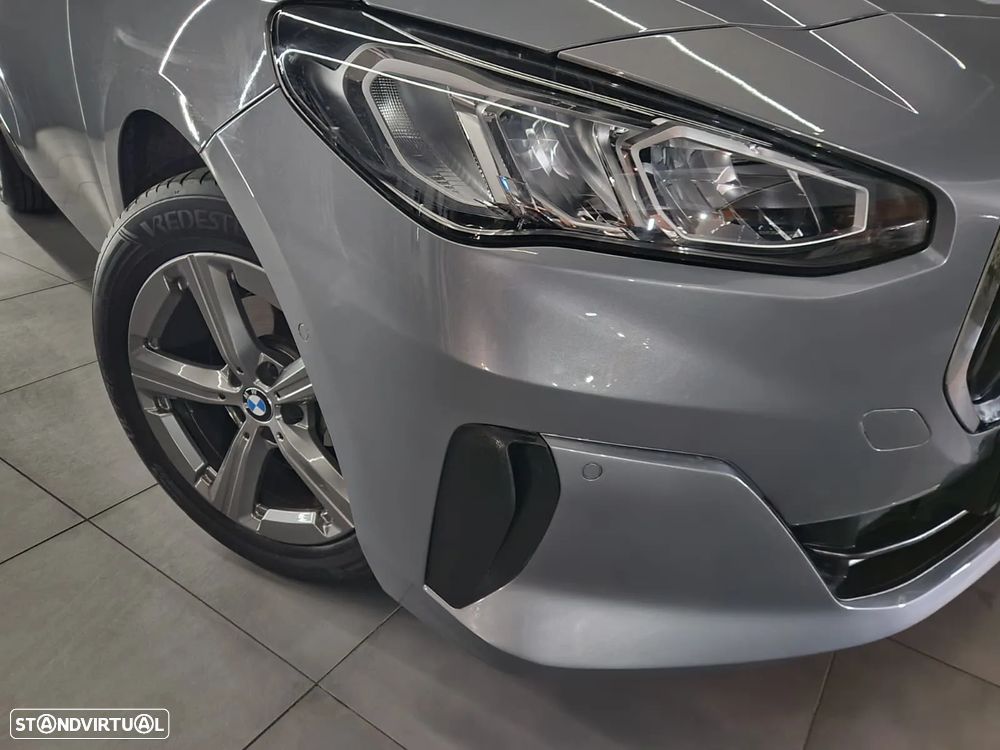 BMW 216 Active Tourer i Line Luxury Auto - 3