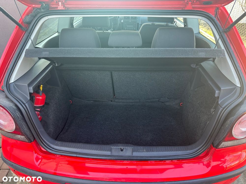 Volkswagen Polo 1.4 16V Comfortline - 7