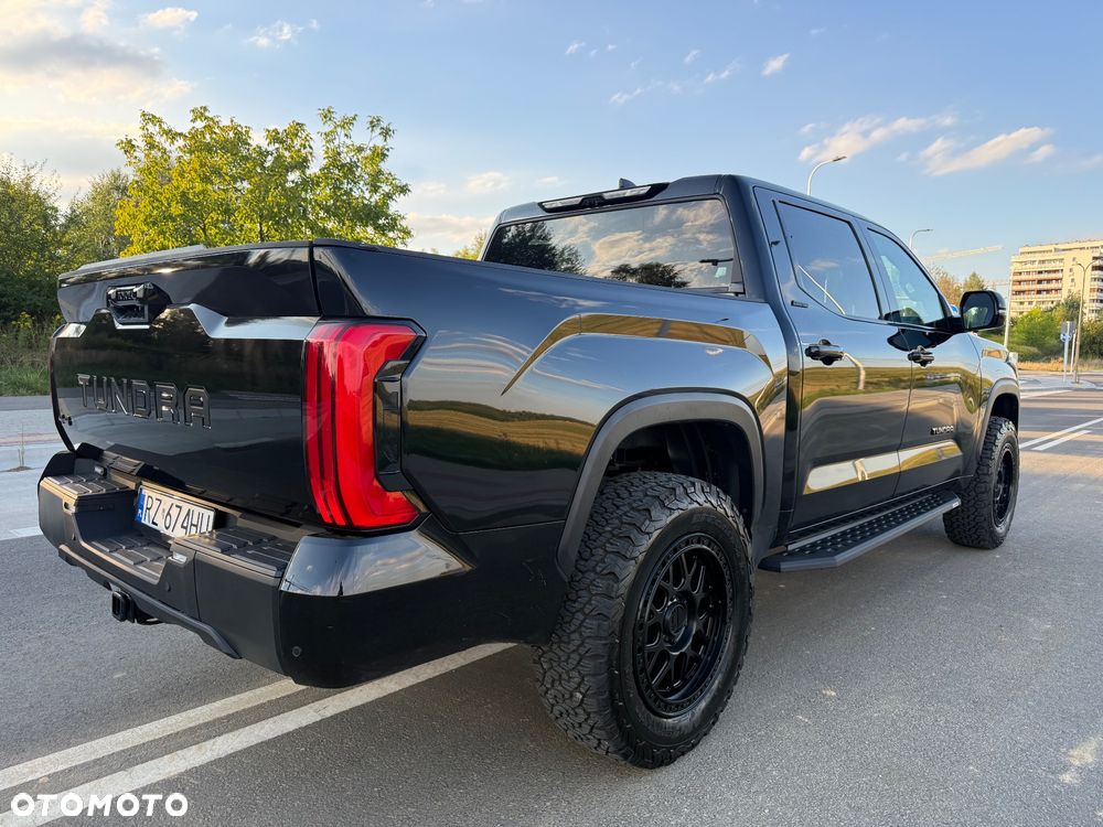 Toyota Tundra - 3