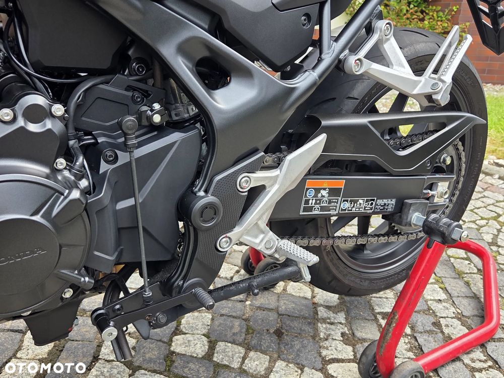 Honda CB - 29