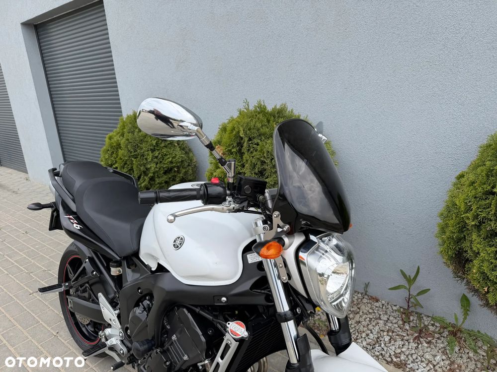 Yamaha FZ - 9