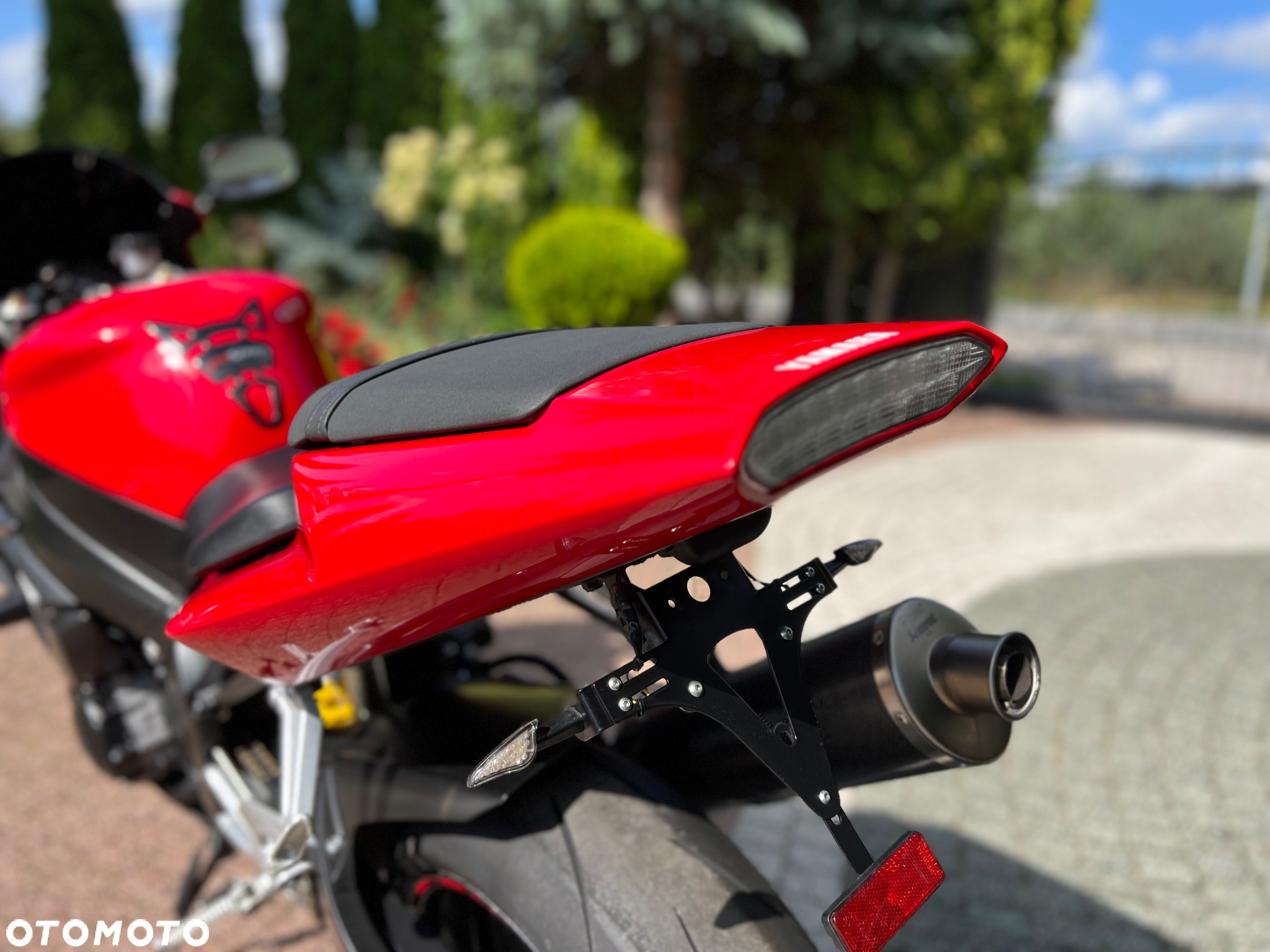 Yamaha R1 - 19