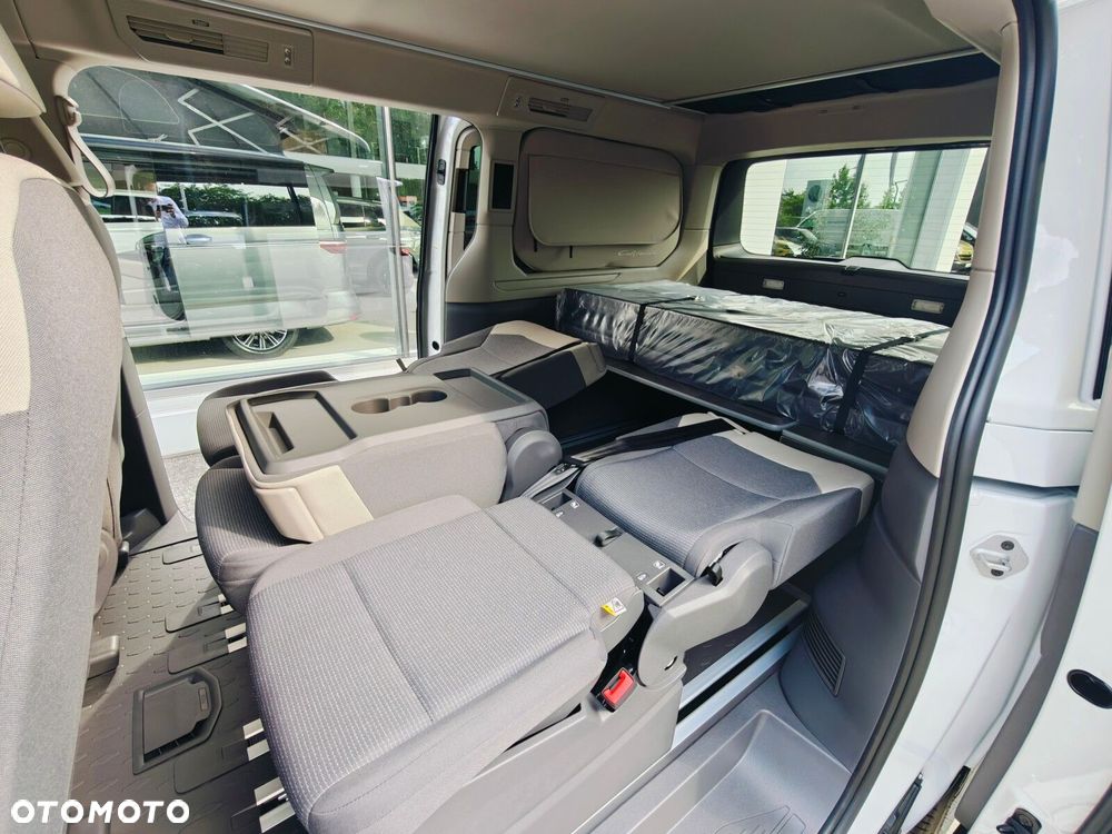 Volkswagen California - 38