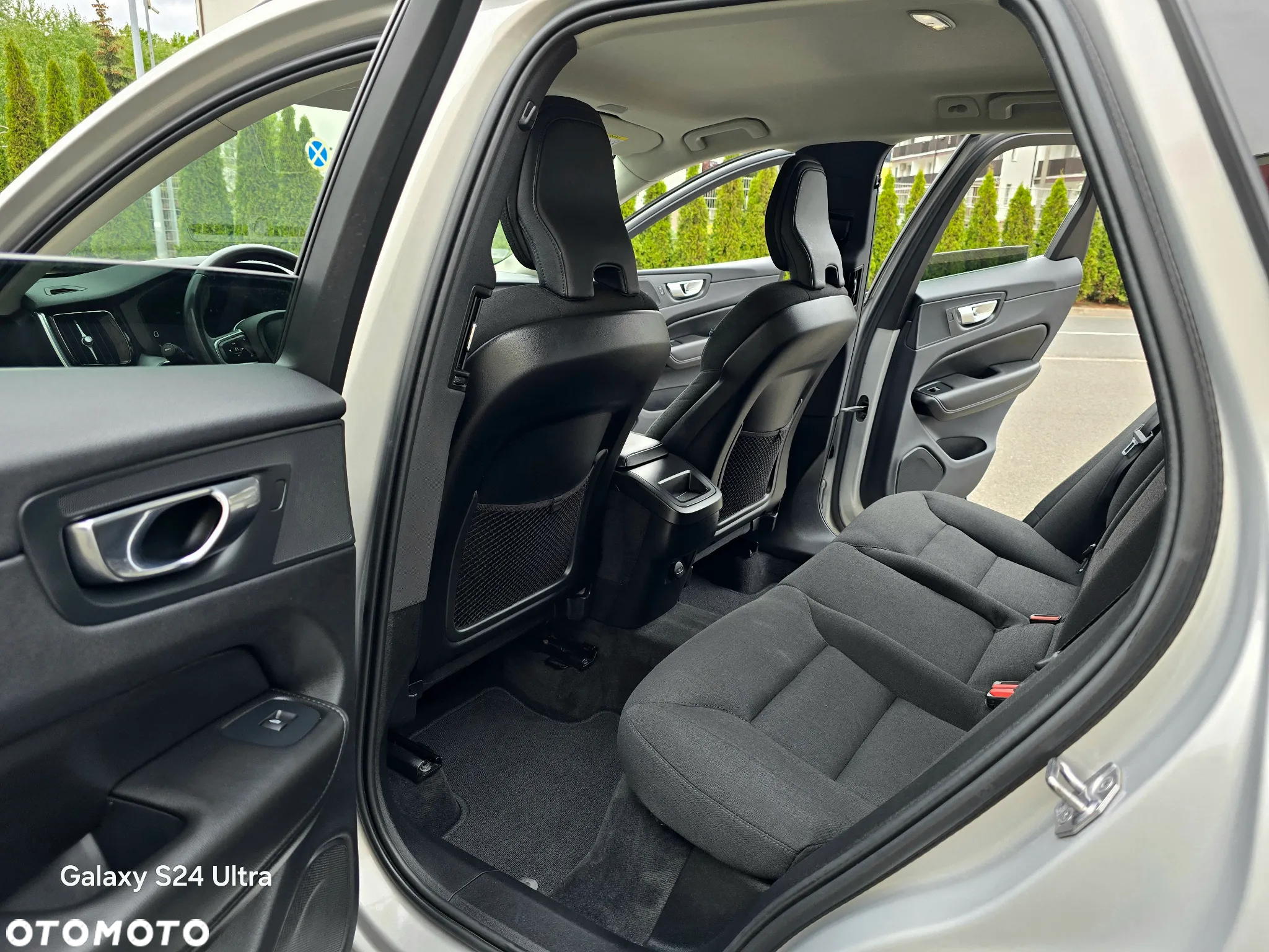 Volvo XC 60 B5 D AWD Momentum Pro - 15