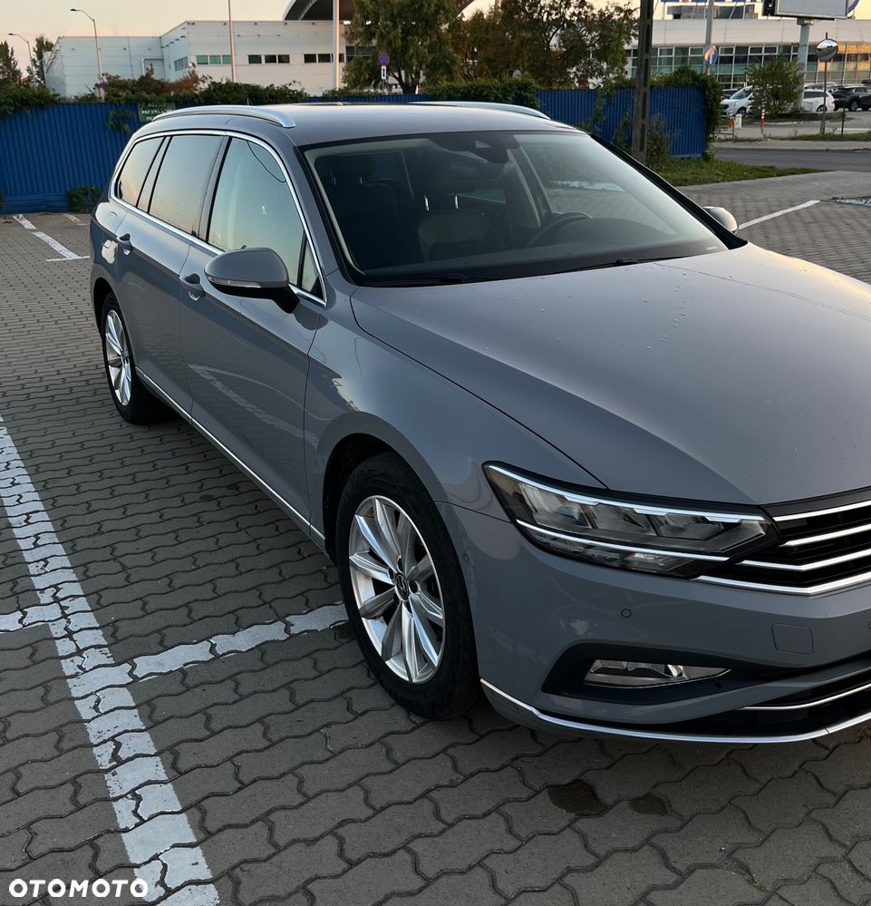Volkswagen Passat - 8