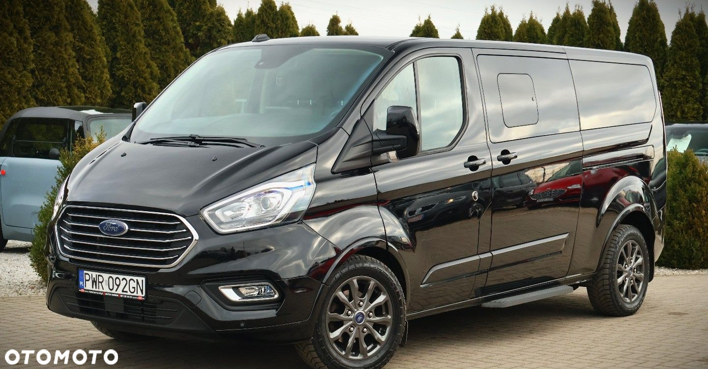 Ford Tourneo Custom - 3
