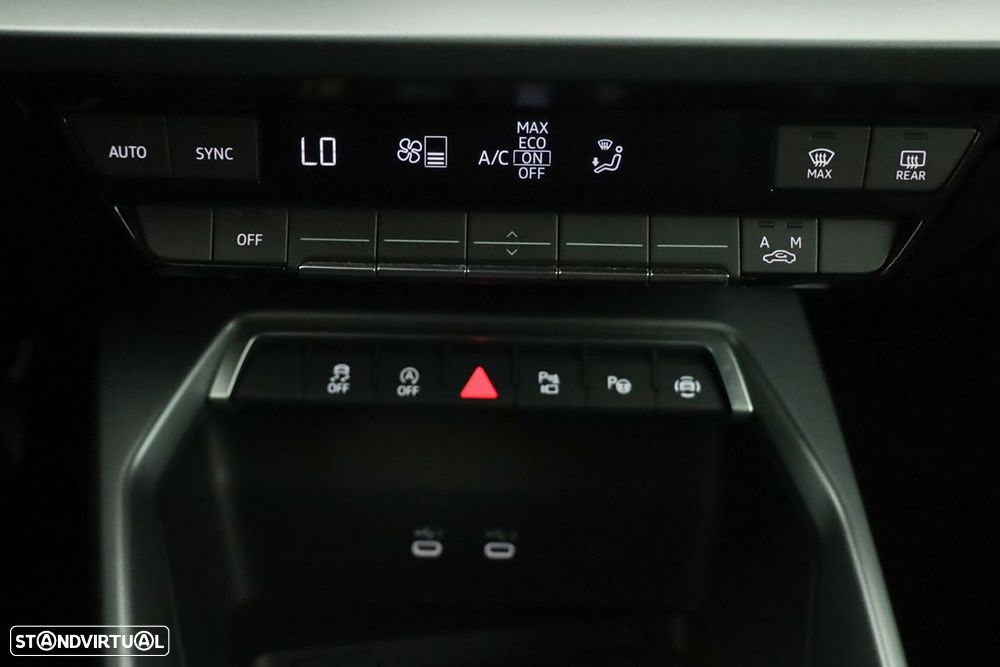 Audi A3 Limousine 30 TFSI S tronic - 12
