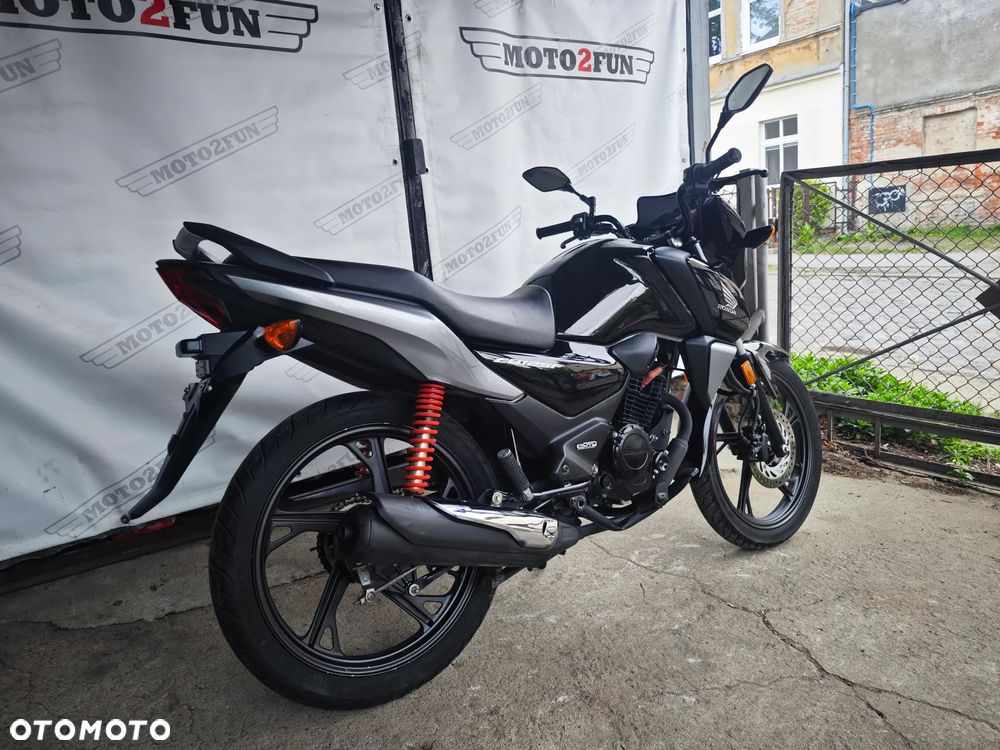 Honda CB - 3