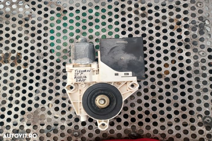 Motoras macara geam fata stanga 5N0959702F Volkswagen VW Tiguan 1 5N - 2