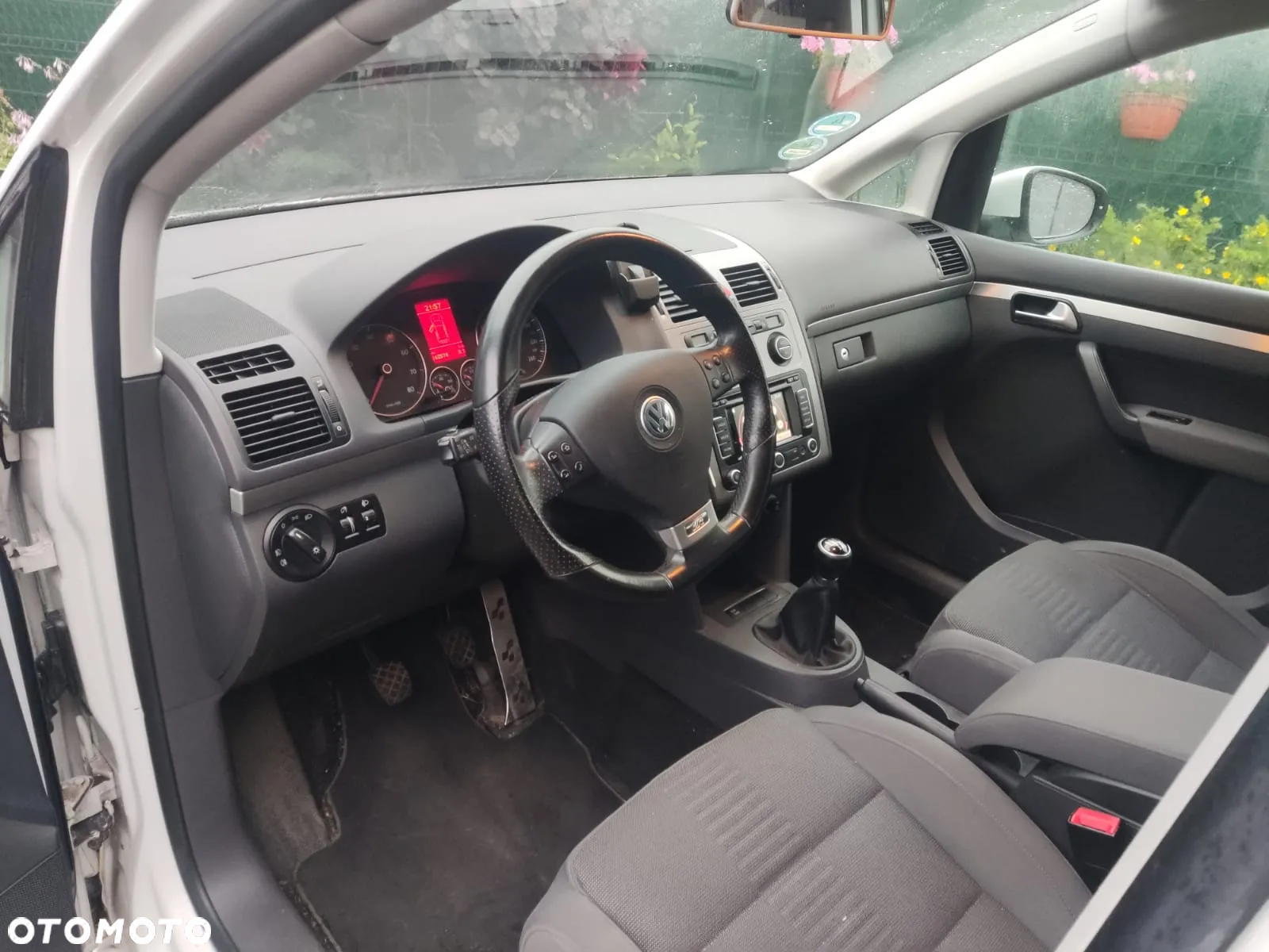 Volkswagen Touran 1.4 TSI R-Line Edition - 11