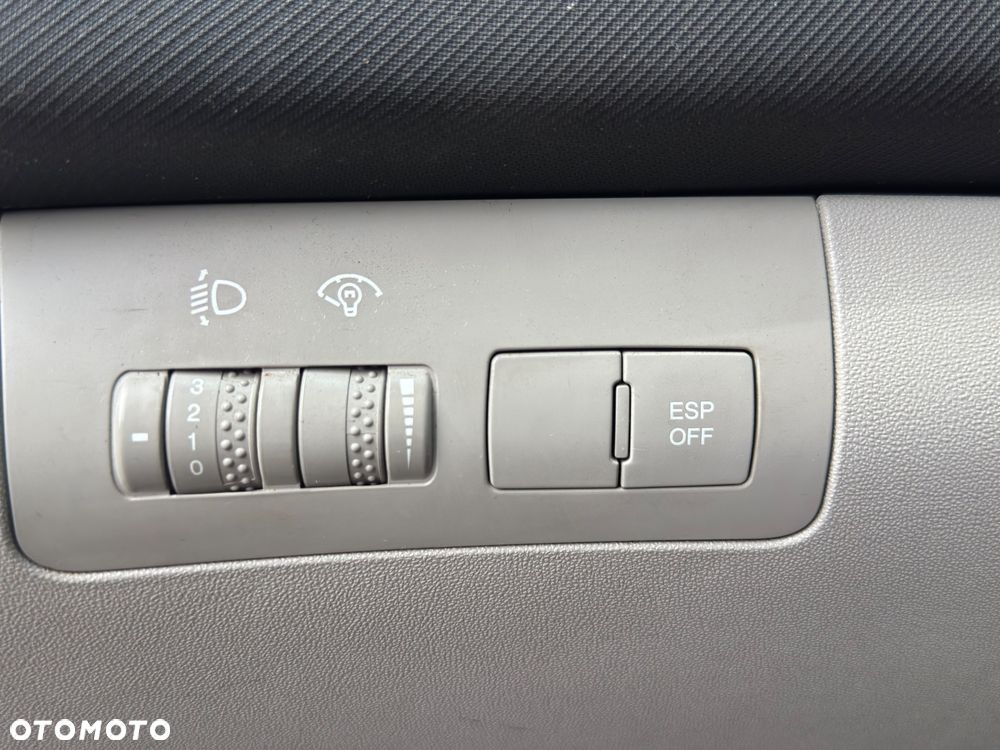 Kia Ceed 2.0 CRDi Mind - 14