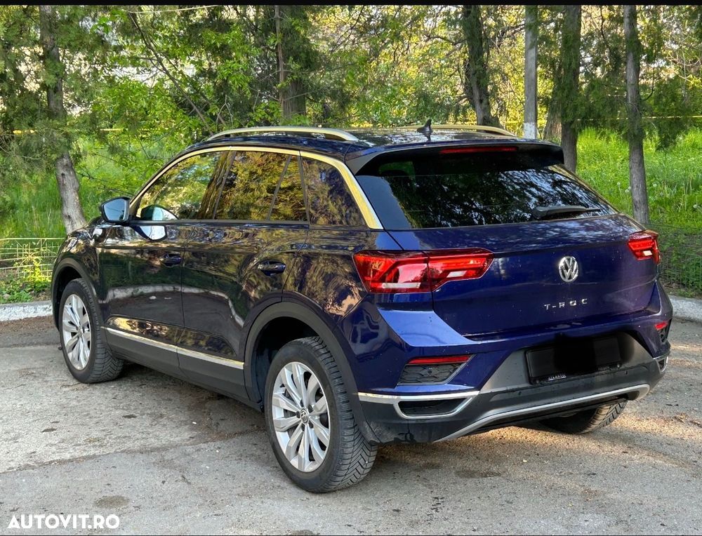 Volkswagen T-Roc - 7