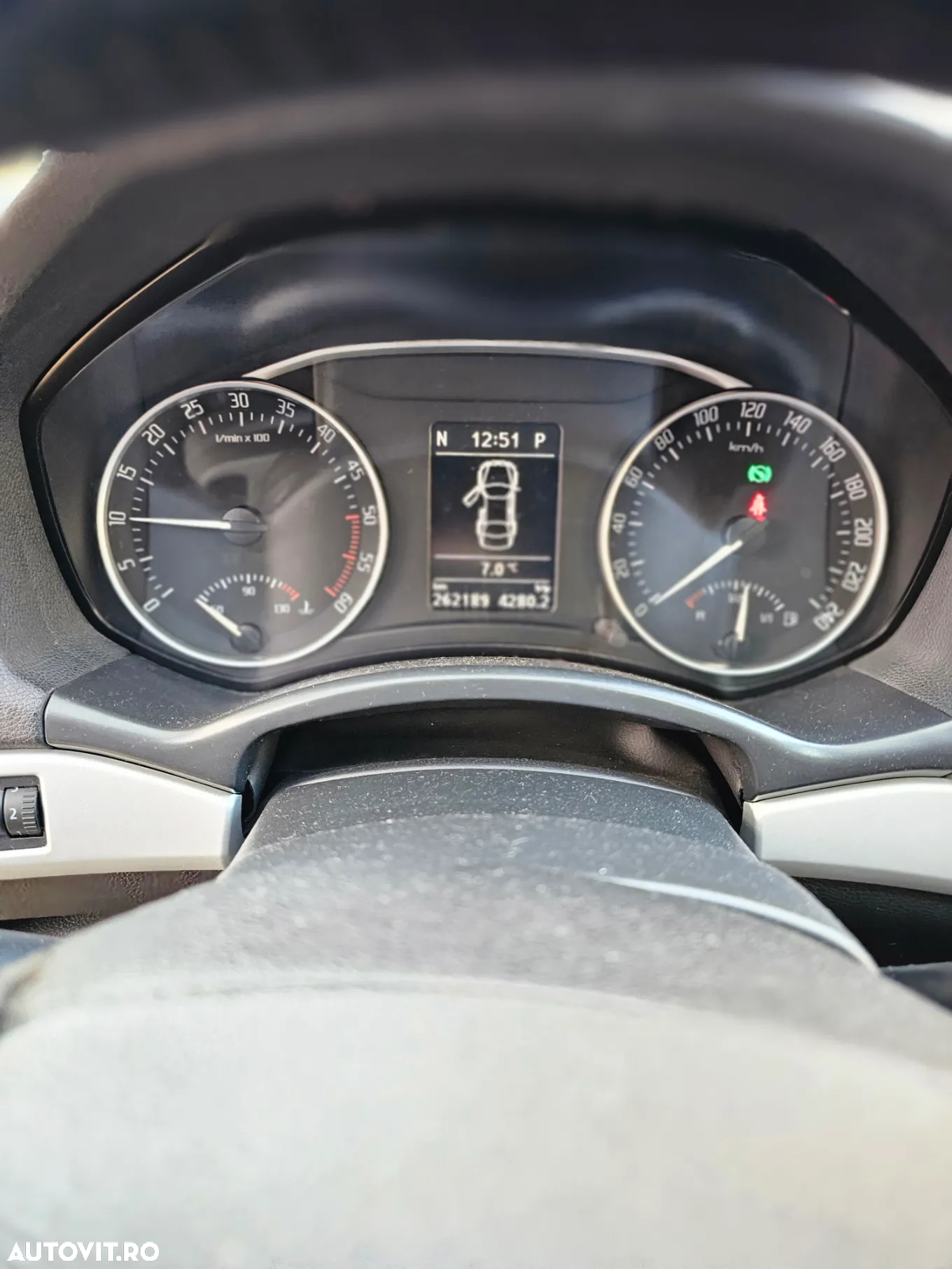 Skoda Octavia Combi 1.6 TDI Classic DSG - 10