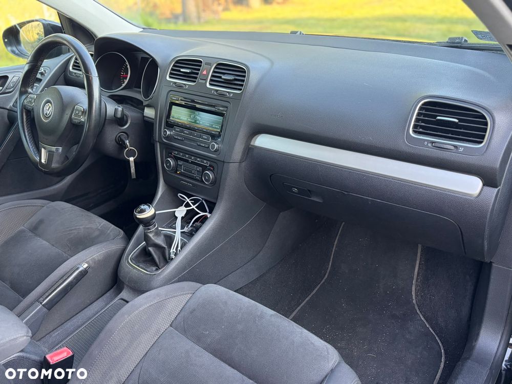 Volkswagen Golf 1.6 TDI Highline - 13
