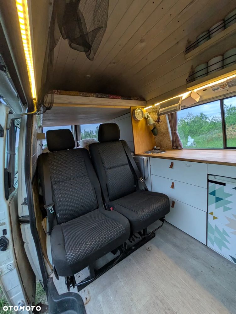 Volkswagen Transporter T4 - 6