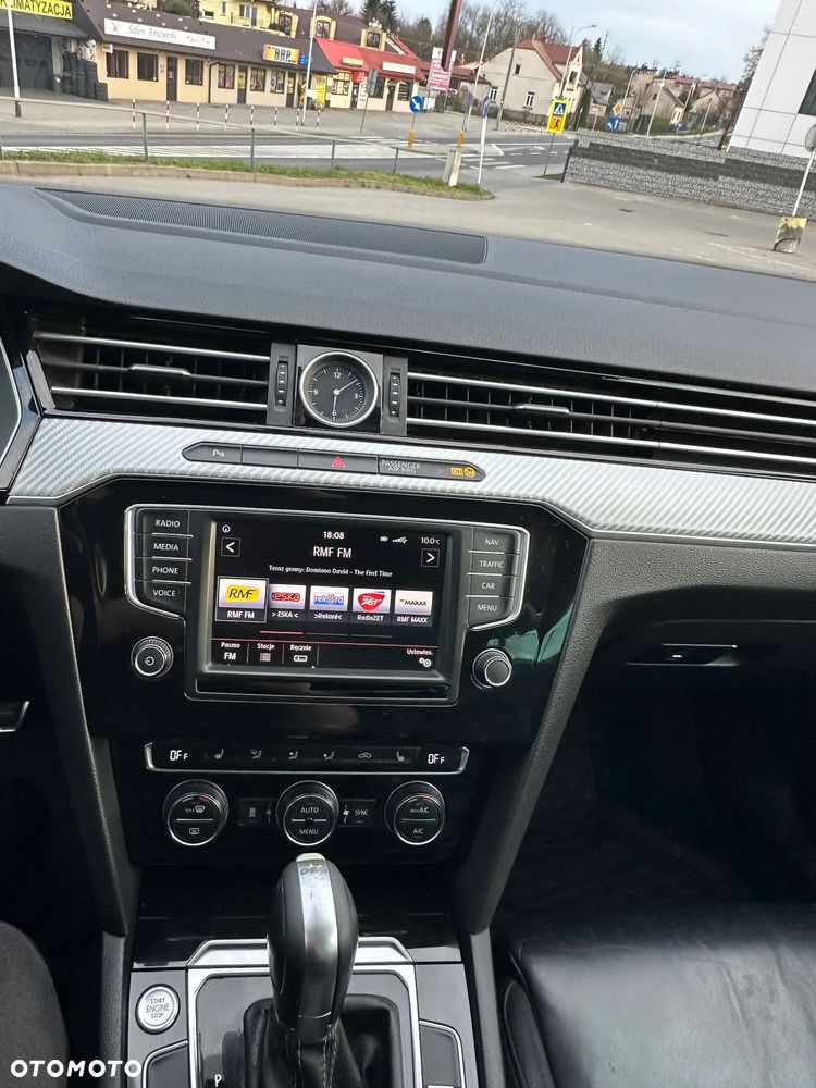 Volkswagen Passat 2.0 TDI (BlueMotion Technology) DSG Comfortline - 10