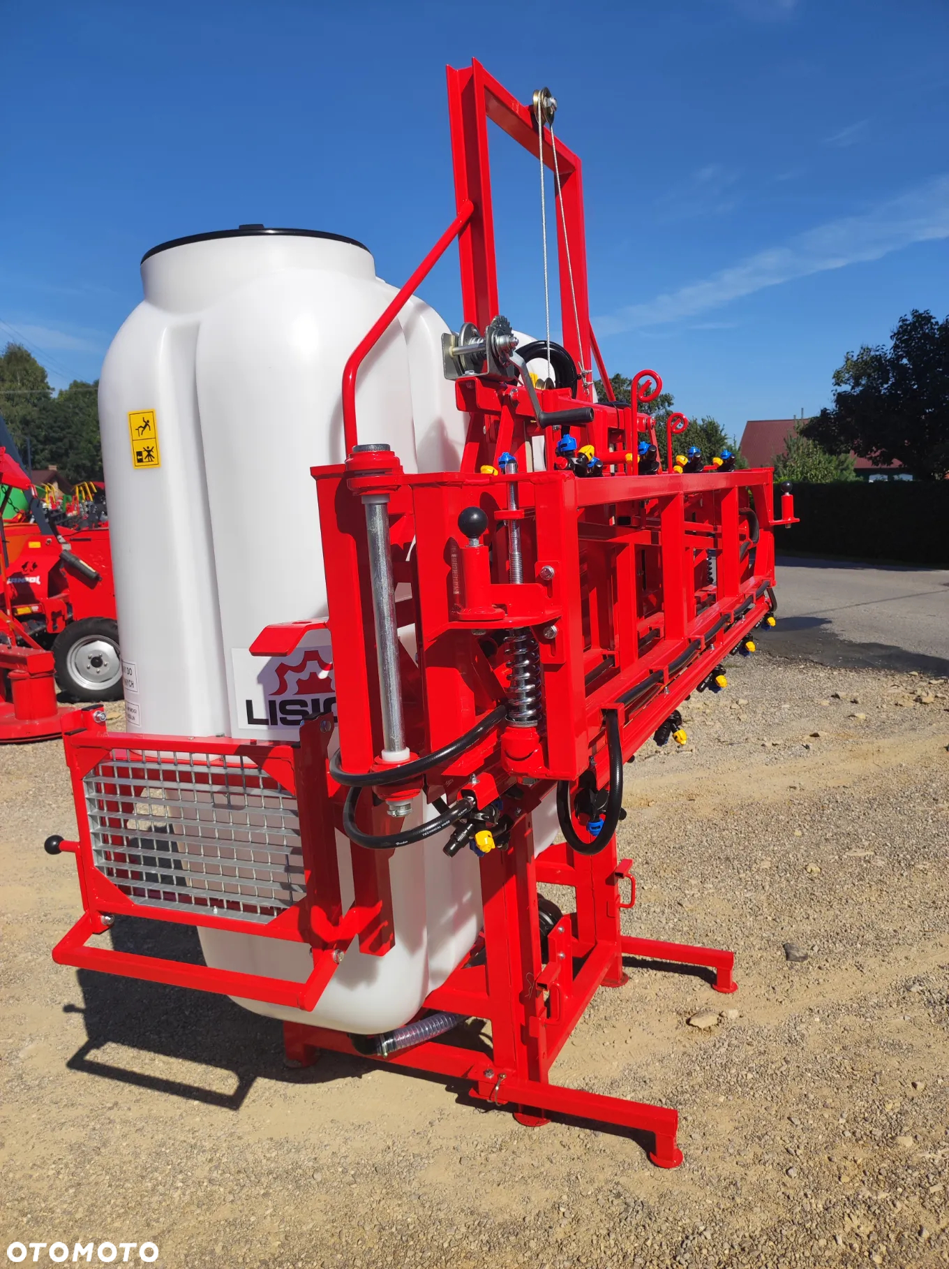 Opryskiwacz zawieszany LISICKI 1000l / lanca 15m stabilizacja HYDRAULICZNA - 10