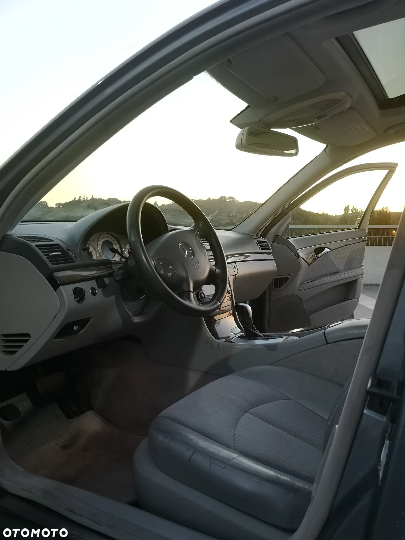 Mercedes-Benz Klasa E 500 Avantgarde - 18