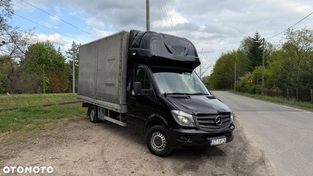 Mercedes-Benz Sprinter - 1