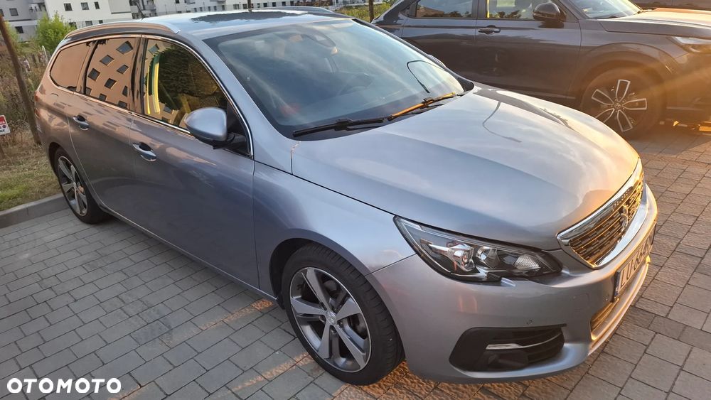 Peugeot 308 1.2 PureTech GPF Allure Pack S&S - 4