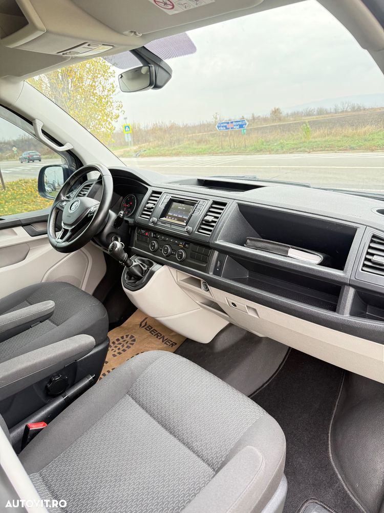 Volkswagen Caravelle LR Comfortline - 19