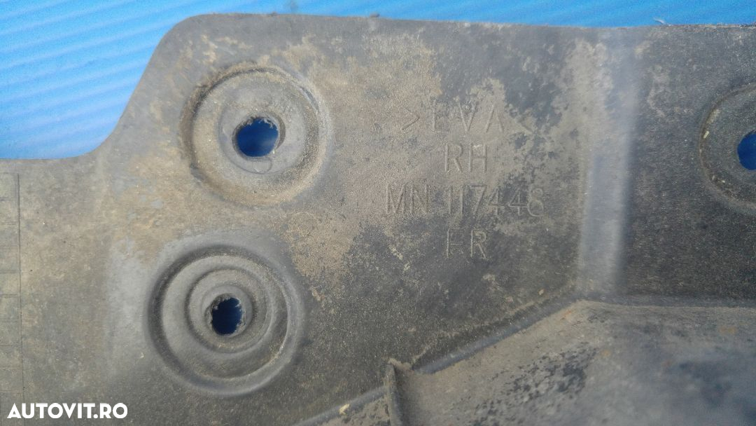aparatoare noroi dreapta fata mitsubishi l200 2004-2015 mn117448 - 2
