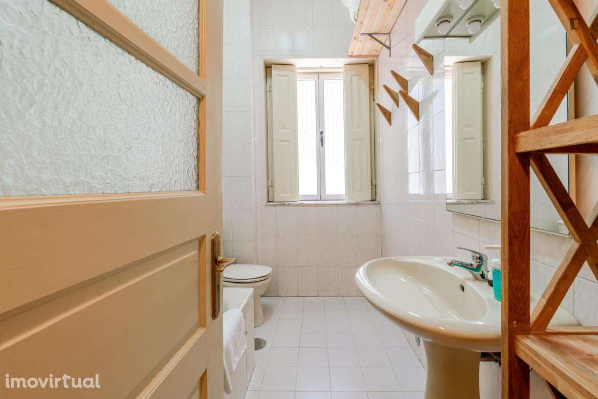 Apartamento com 2 quartos - localizado em Paranhos Porto - Grande imagem: 2/20