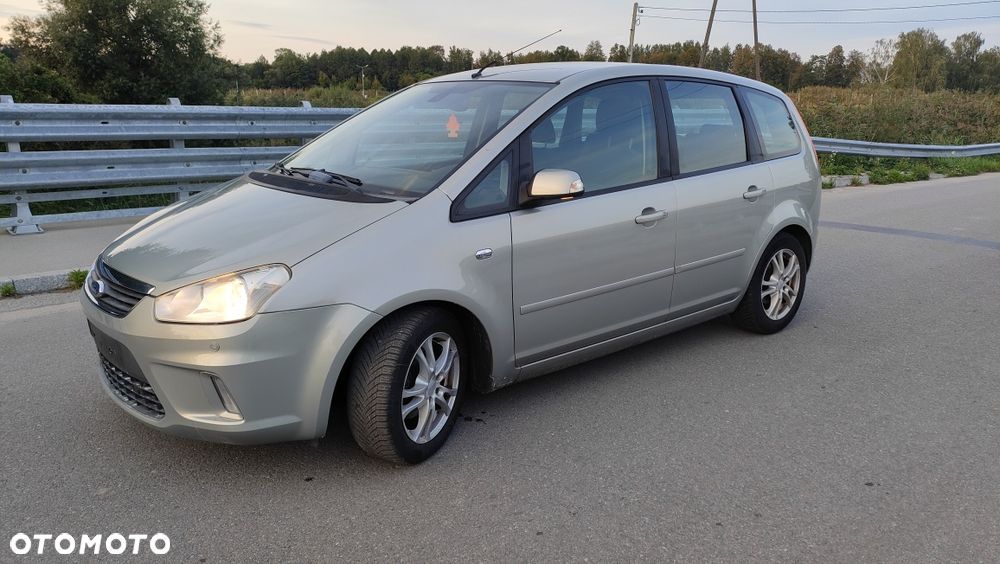 Ford C-MAX - 1