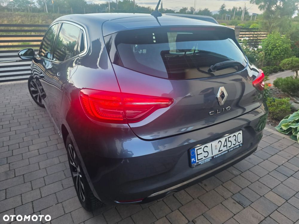 Renault Clio - 18