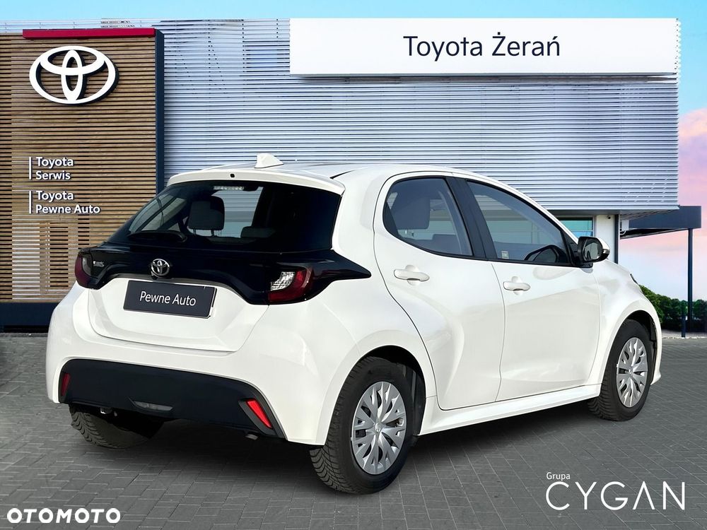 Toyota Yaris - 5