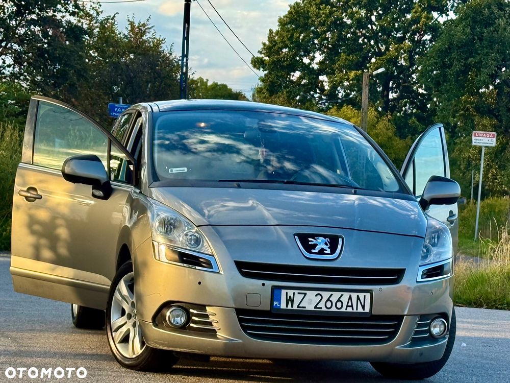 Peugeot 5008 1.6 HDi Premium - 4