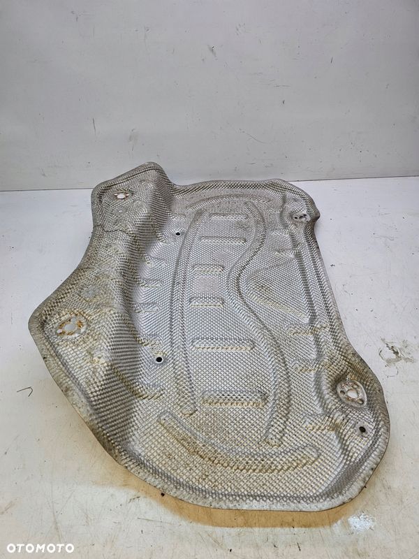 OSŁONA TERMICZNA PODWOZIA AUDI A3 8V 5Q0825701H - 4