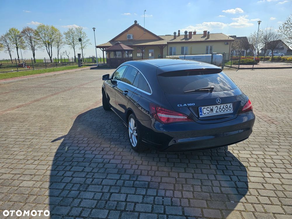 Mercedes-Benz CLA 180 7G-DCT - 8