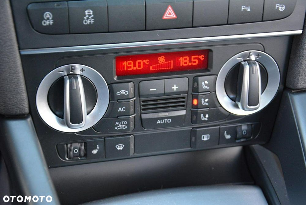 Audi A3 Sportback 1.4 TFSI Attraction - 26