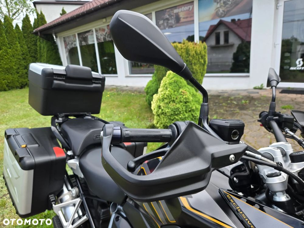 BMW R - 26