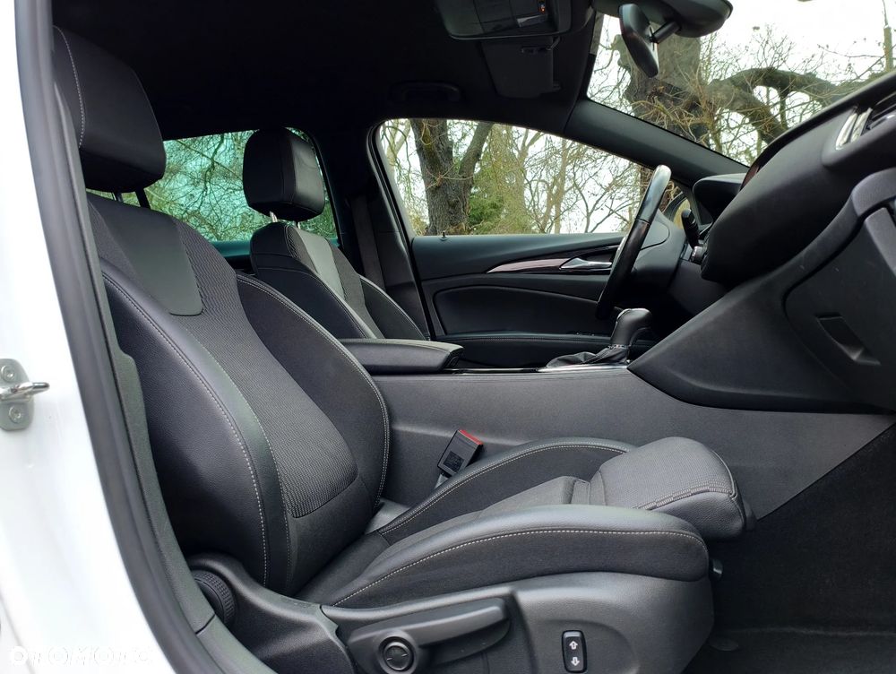 Opel Insignia 2.0 Direct InjectionTurbo Business Elegance - 33