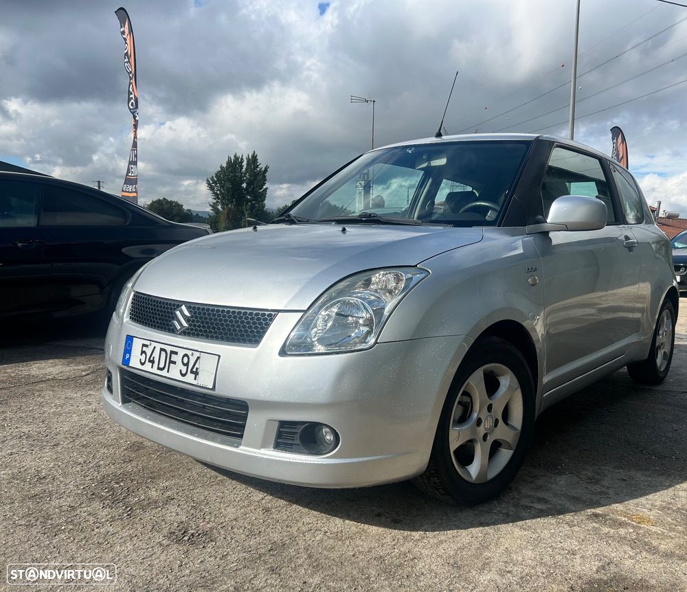 Suzuki Swift - 1