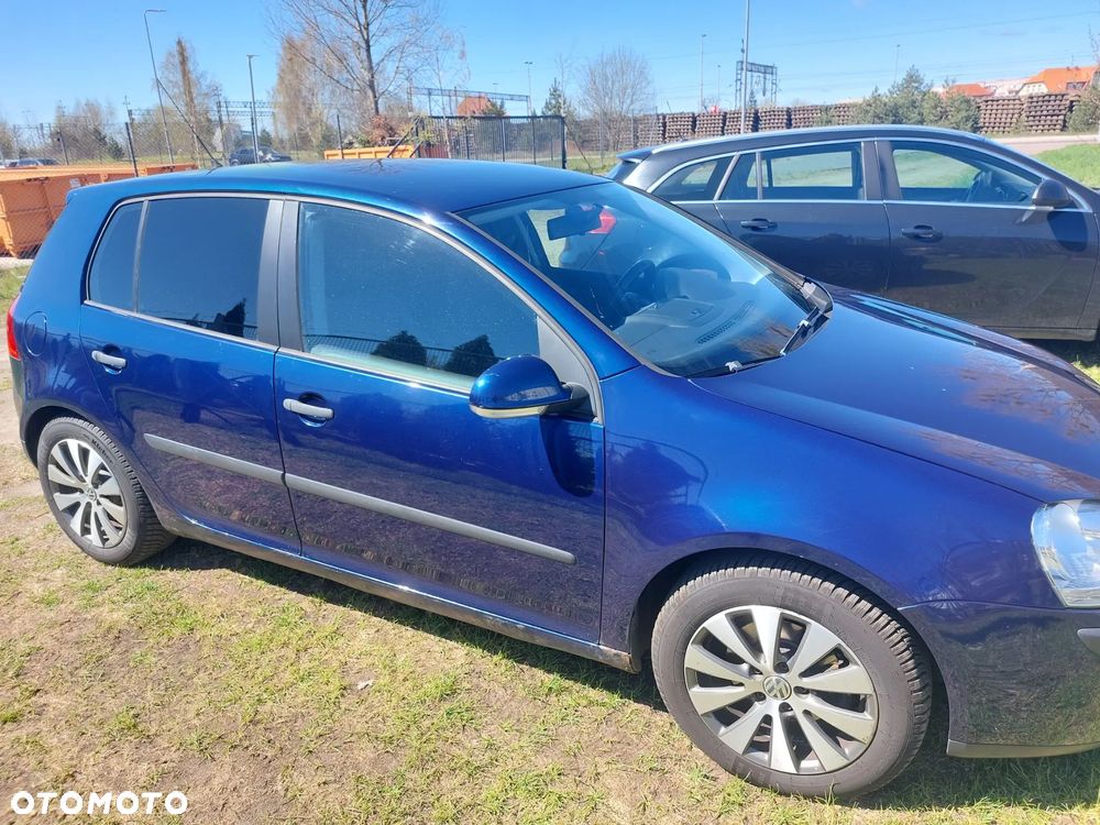 Volkswagen Golf - 4