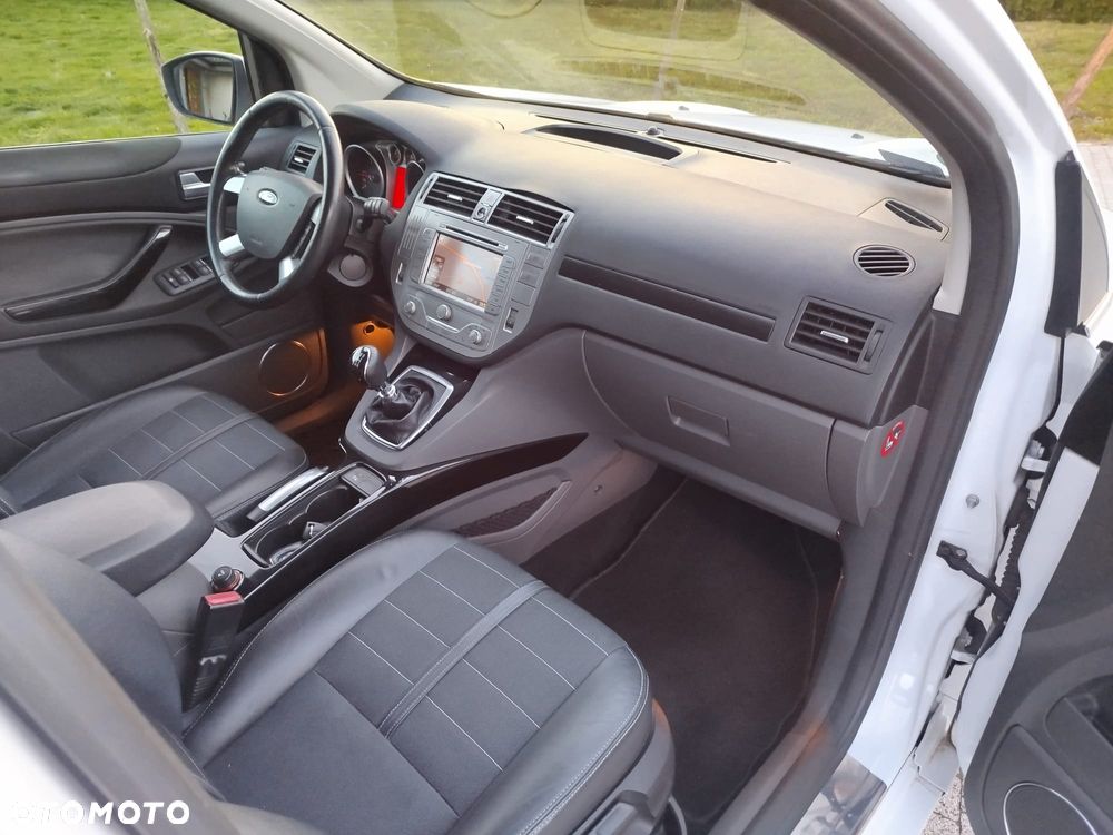 Ford Kuga 2.0 TDCi 4x4 Individual - 5