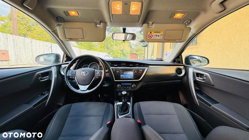 Toyota Auris 1.33 VVT-i Life Comfort - 10