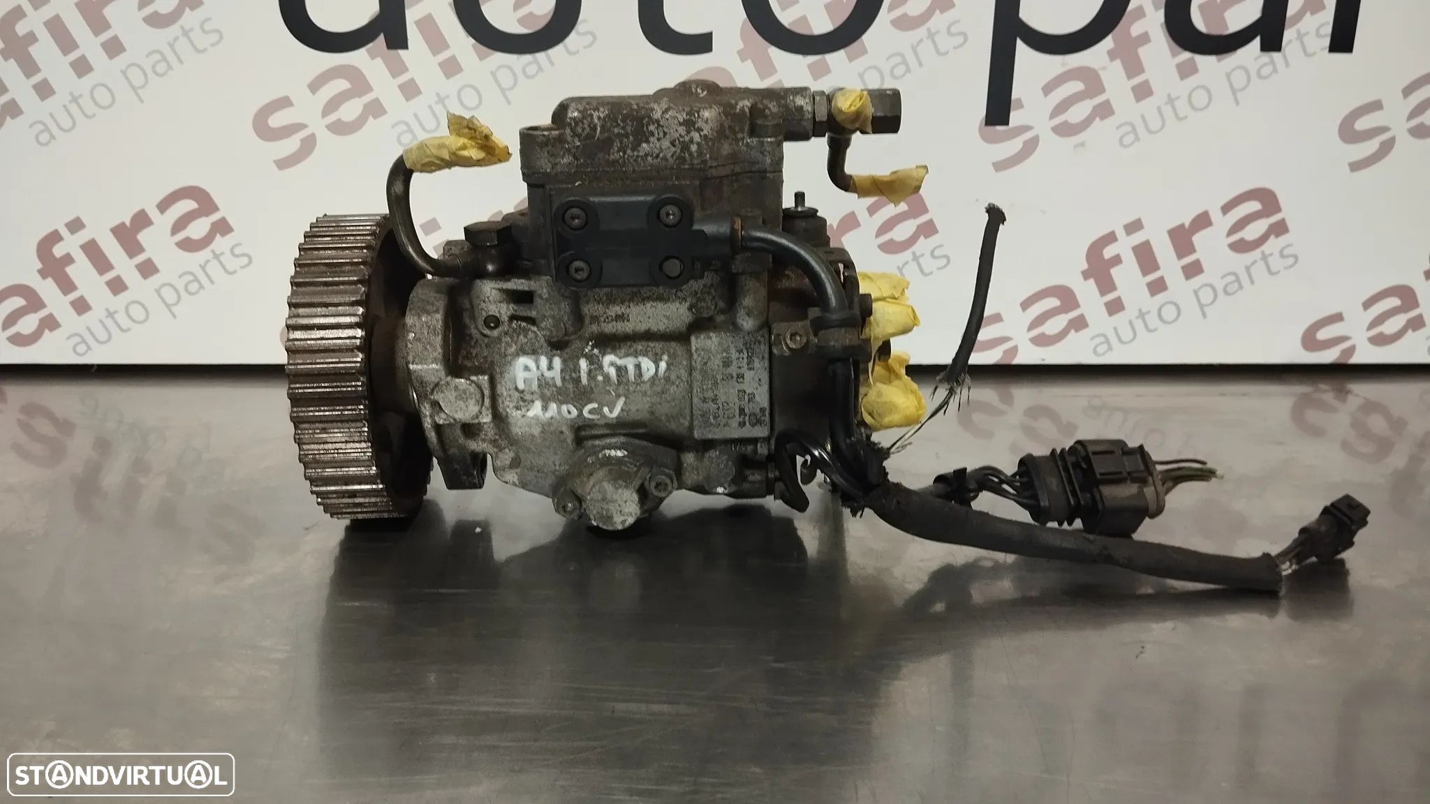 BOMBA INJECTORA / INJETORA AUDI A4 B5 / VOLKSWAGEN PASSAT 1.9TDI 110CV REF. 0460404986 028130115A - 1