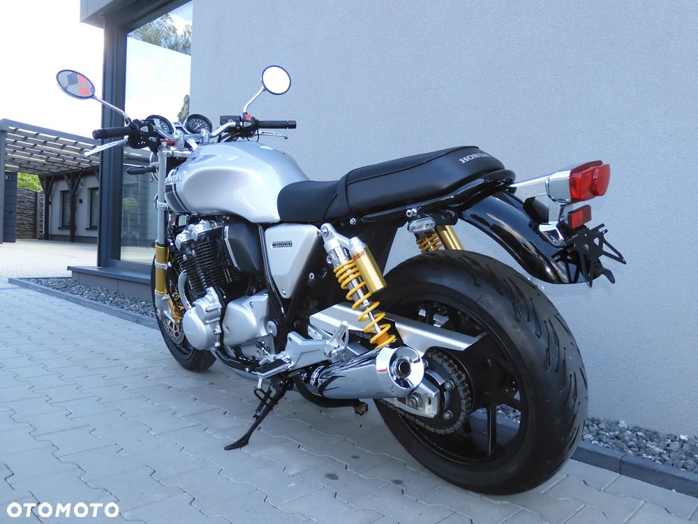 Honda CB - 38