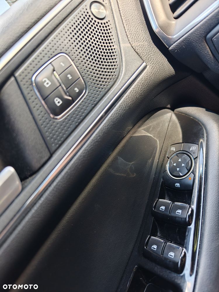 Ford Edge - 13
