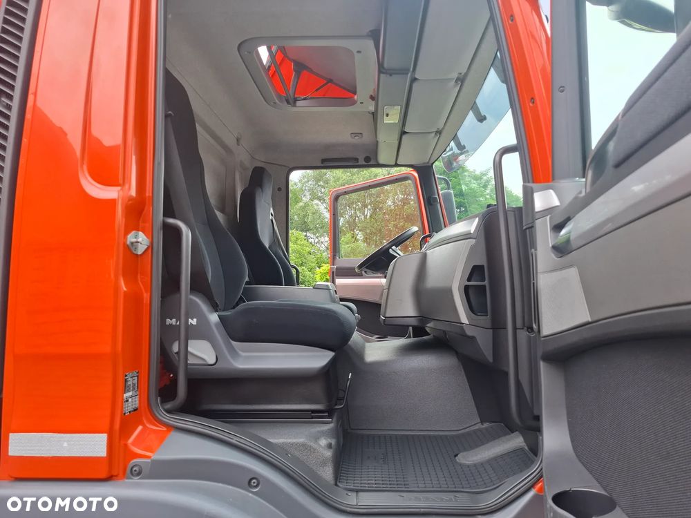 MAN TGL12.220* AUTOMAT* KONTENER ALUMINIOWY* BOCZNY ZAŁADUNEK* WINDA BAR 1500kg* WYJĄTKOWO ZADBANY* NIE ATEGO TGM LF FL EUROCARGO* Z NIEMIEC - 17